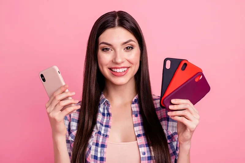 Dopasuj case na telefon do swojego charakteru, humoru lub… pory roku!